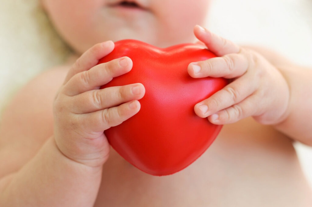 Как завоевать сердце и любовь ребенка?